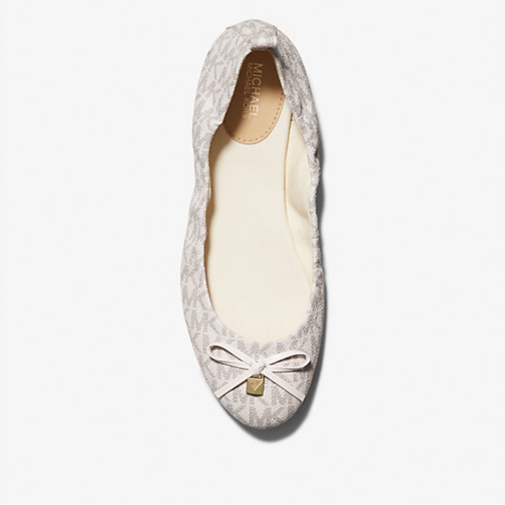 Michael Kors Cream Quilted Ballet Flats With Bow